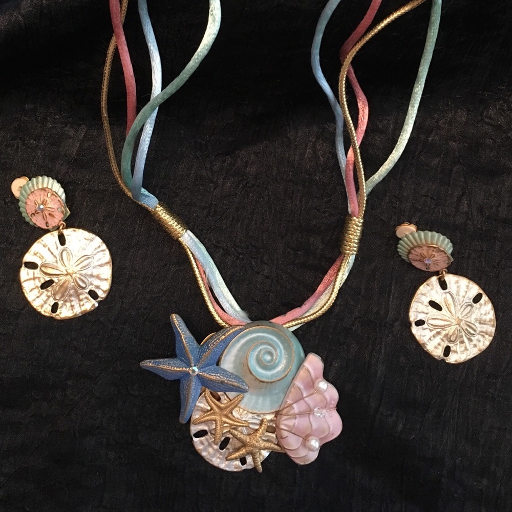 Vintage pastel seashell necklace & earring set